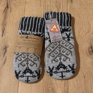 Skafto Sot Wool Mittens size M